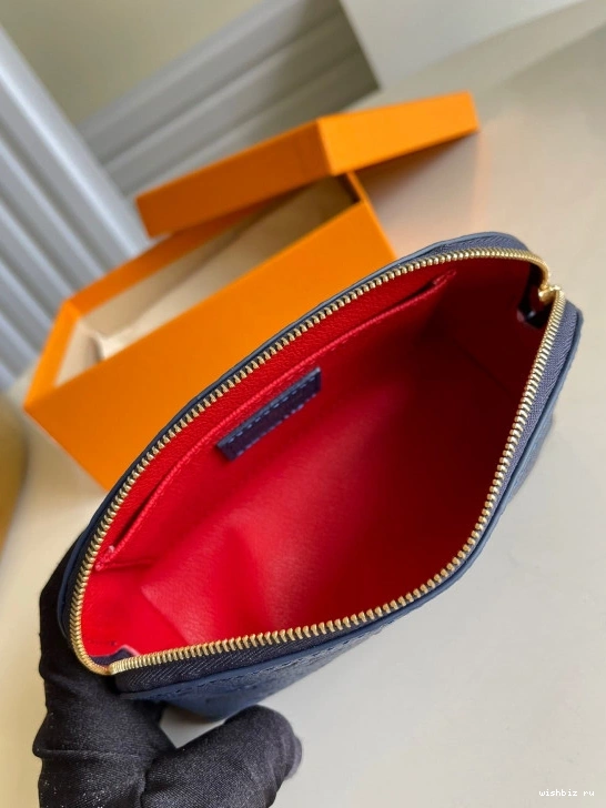 WIS VUITTON COSMETIC LOUIS POUCH 1020